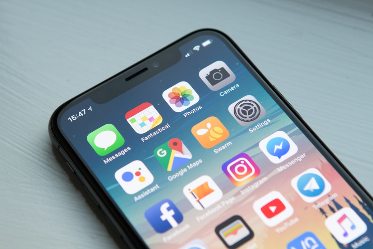How to Scan a QR Code: Any Phone, No App, Even From a Screenshot